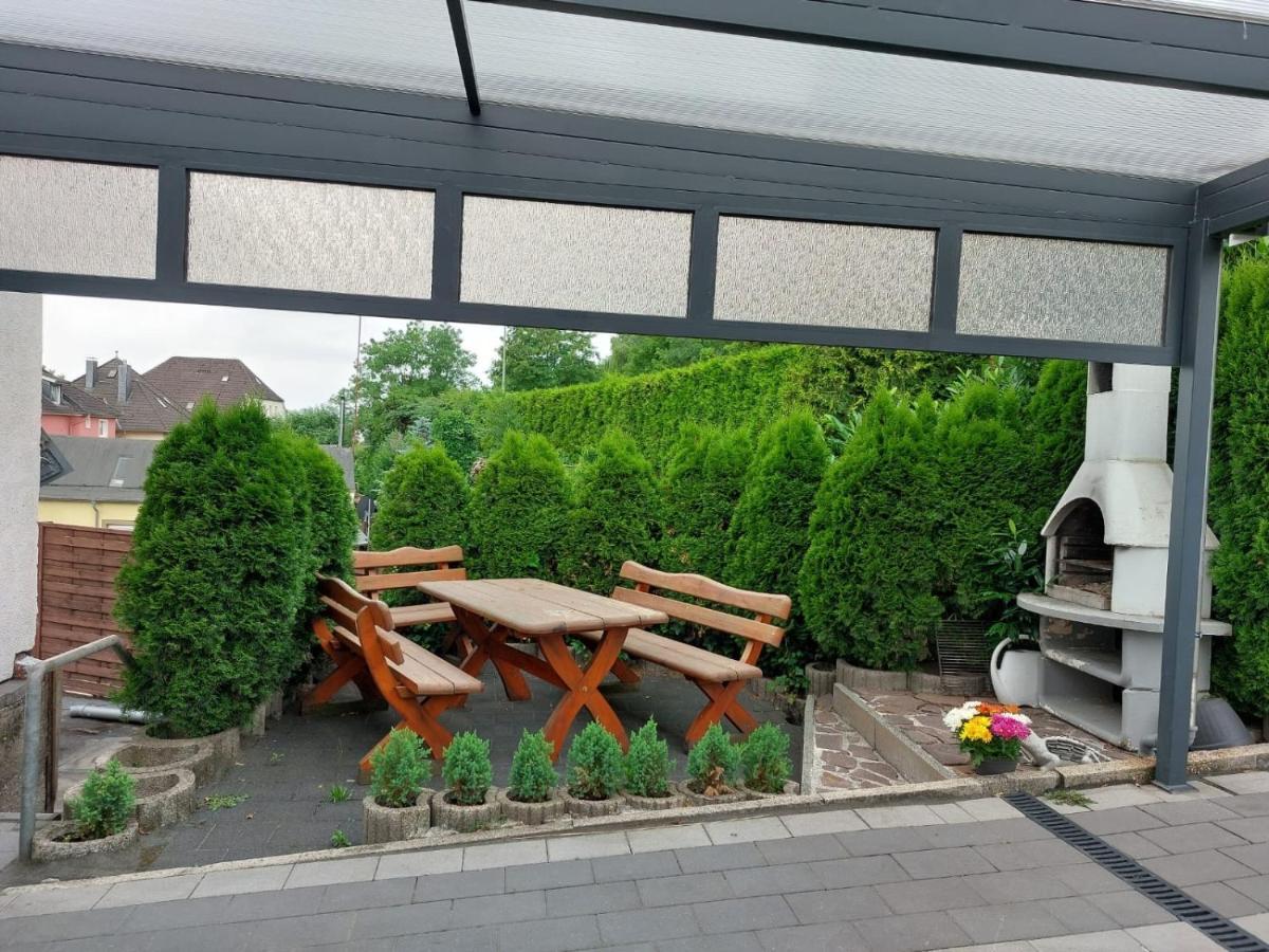 Gaestezimmer Gasthof Becker Hotel Wulfrath Exterior foto