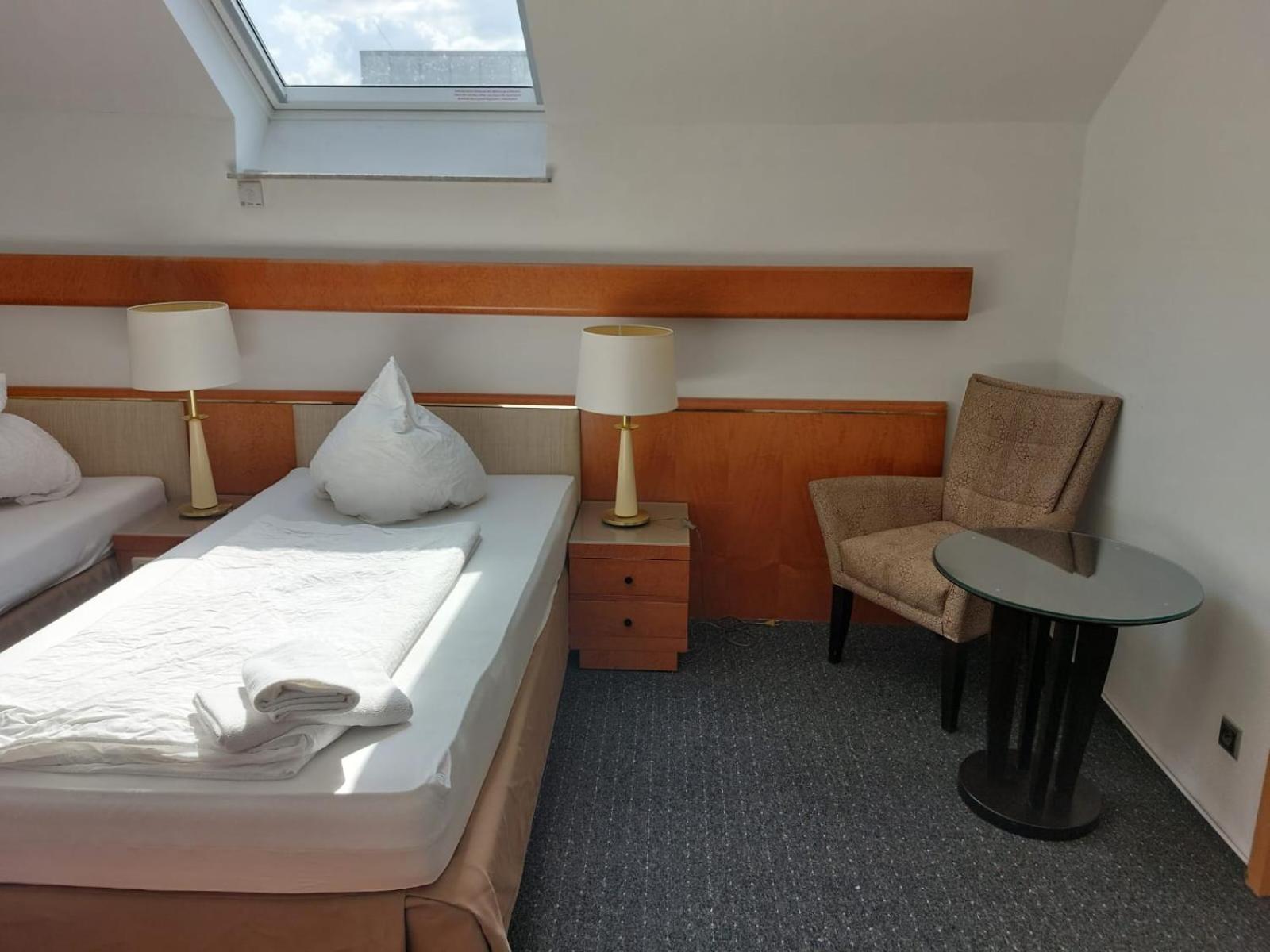 Gaestezimmer Gasthof Becker Hotel Wulfrath Exterior foto