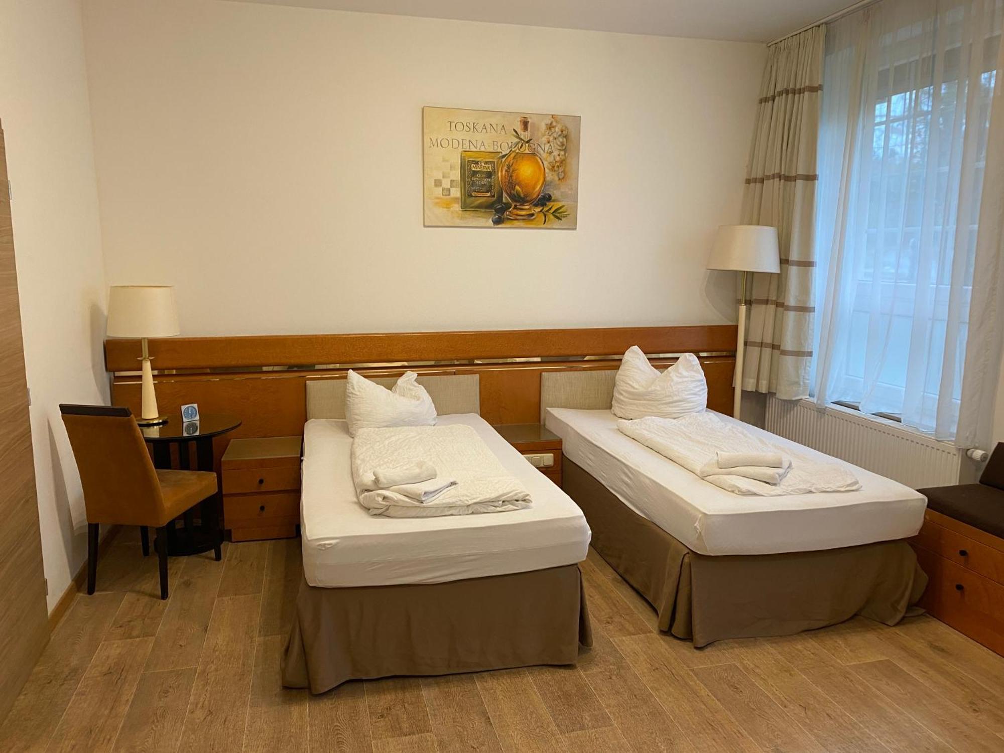 Gaestezimmer Gasthof Becker Hotel Wulfrath Exterior foto