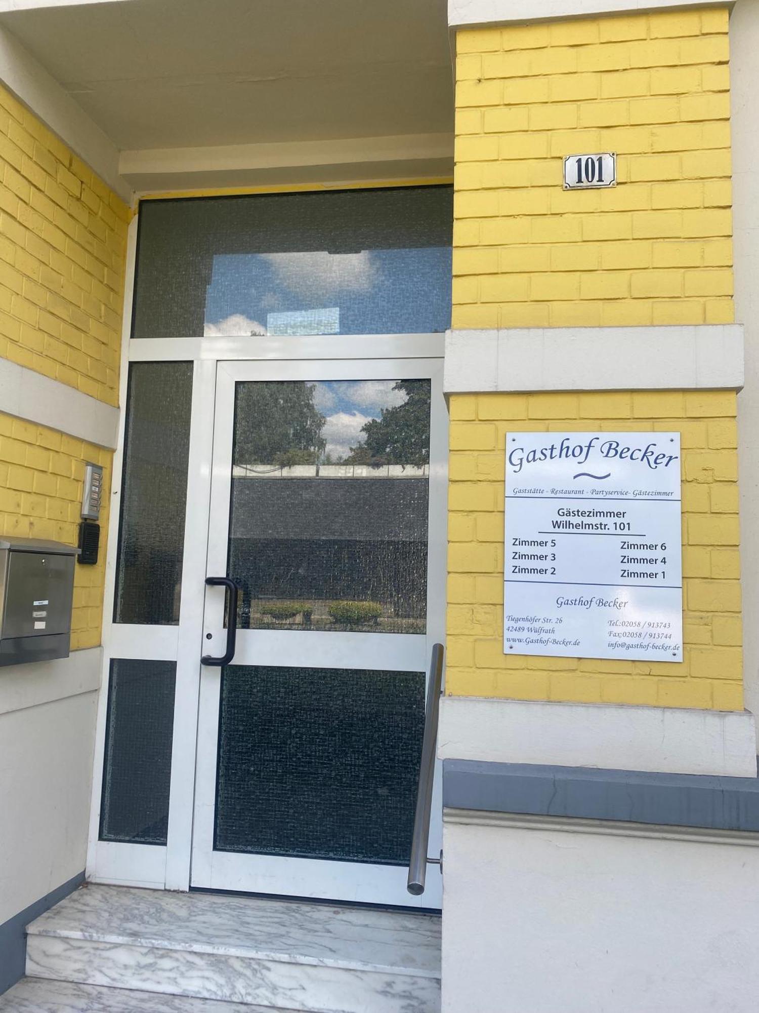 Gaestezimmer Gasthof Becker Hotel Wulfrath Exterior foto